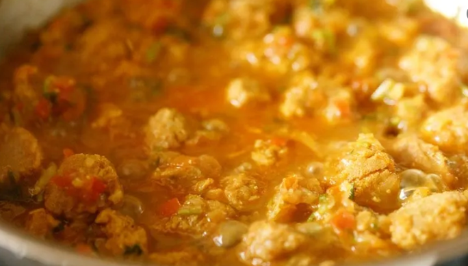 High Protein Soya Chunks Curry